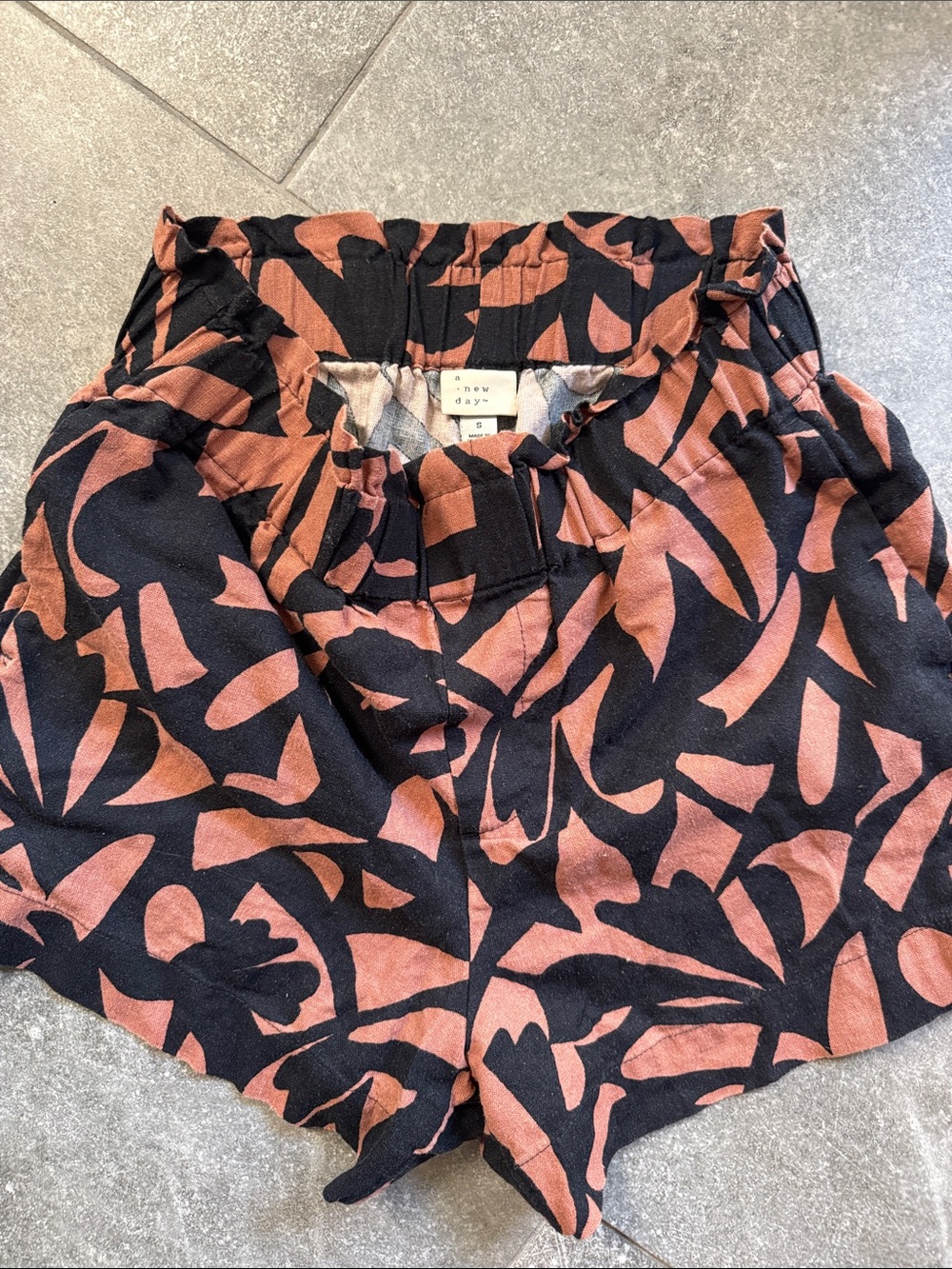a new day Black and Rust Abstract High-Waist Women’s Shorts